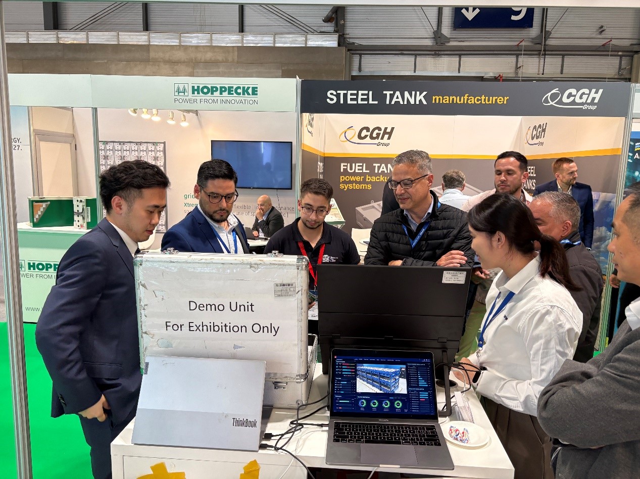 Dfun at DCW Madrid and DCW Paris 2025 Dfun في DCW مدريد وDCW باريس 2025