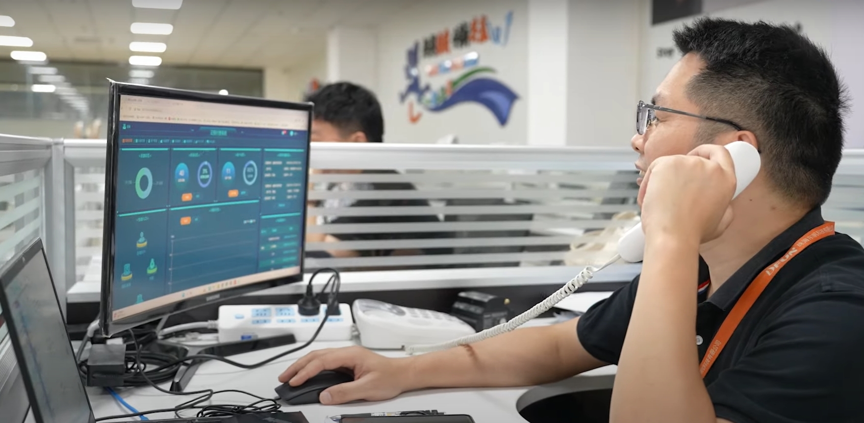 Customer-Centric Service خدمة تتمحور حول العملاء