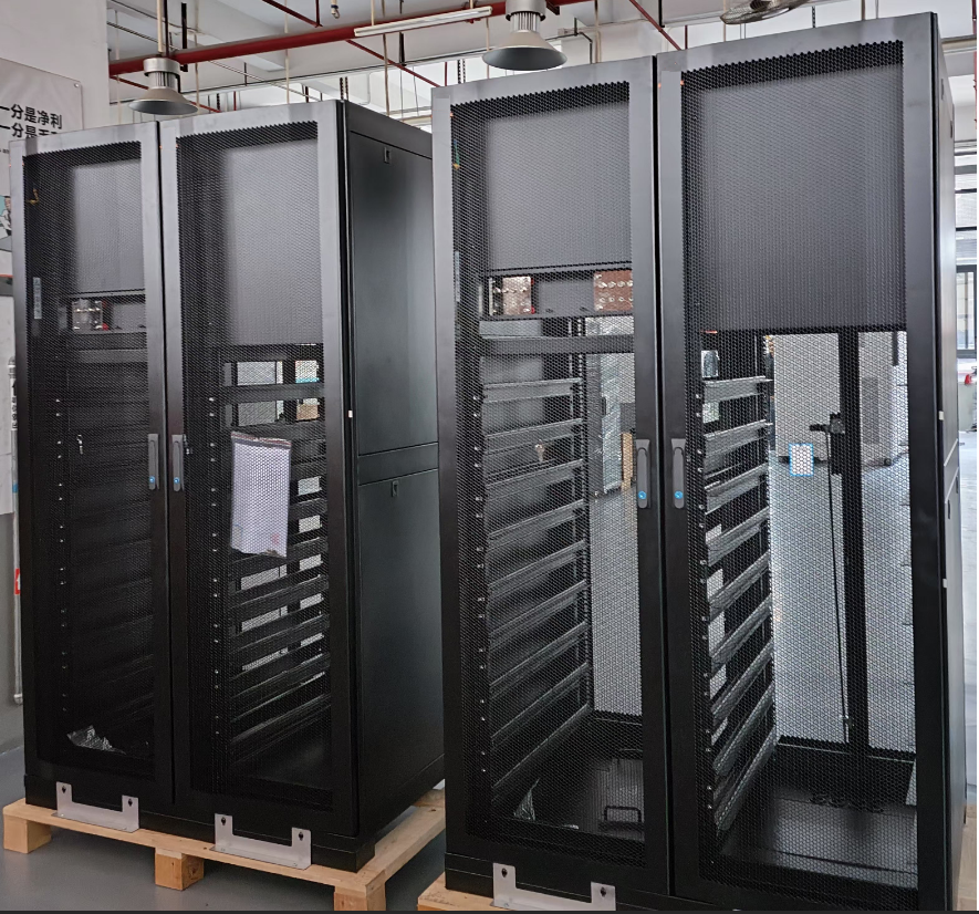 409.6V 512V UPS تطبيق الطاقة الاحتياطية بطارية ليثيوم أيون الكتلة3